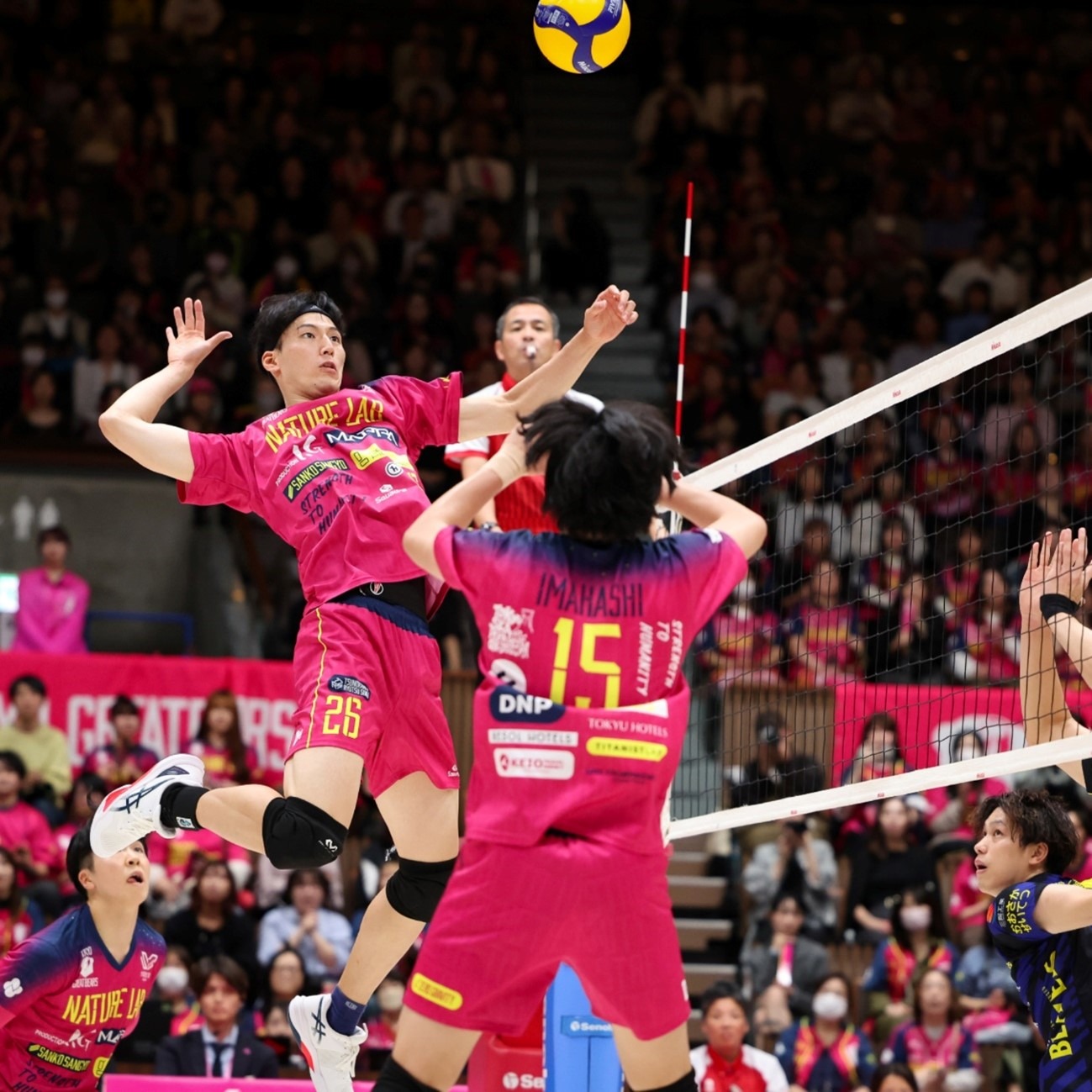 亚洲羽球混合团体赛｜ 盟主战分挫台泰 中国和日本两连胜晋8强